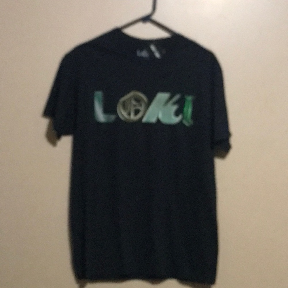 Marvel Loki short sleeve  T Shirt Medium NWT